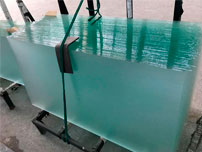 为什么真空玻璃比中空玻璃价格高